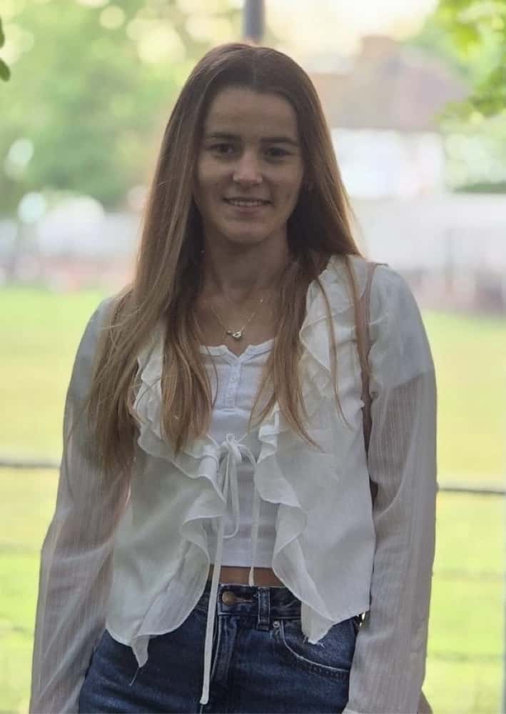 Alina M. photo 1