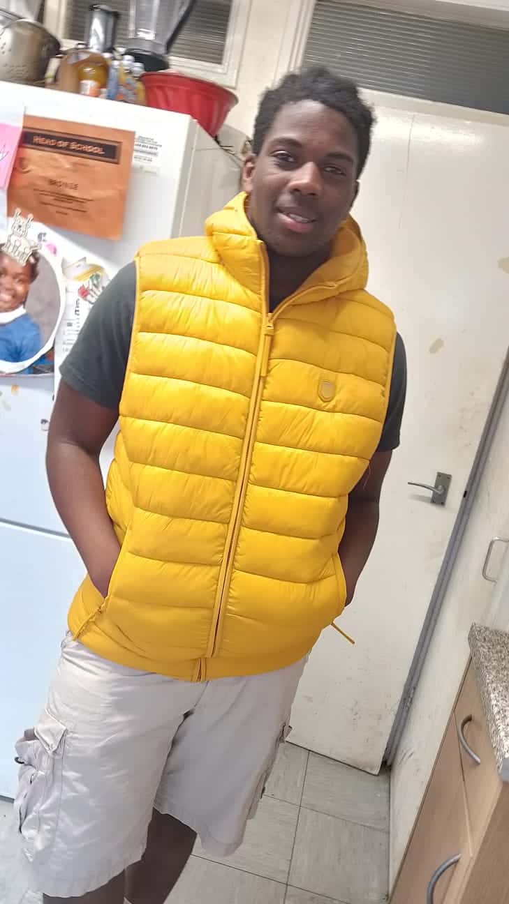 Junior N. photo 1