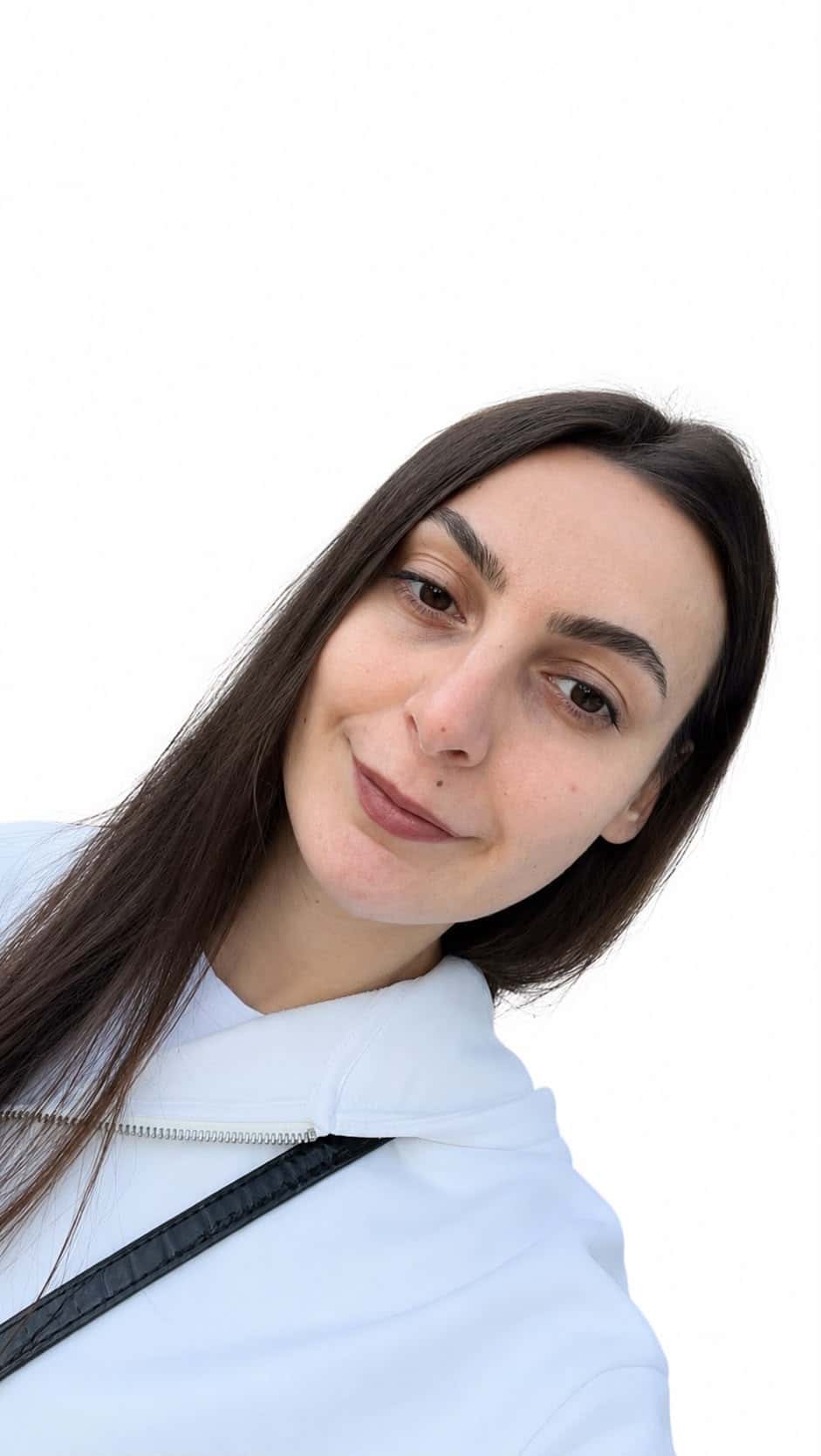 Arjola A. photo 1
