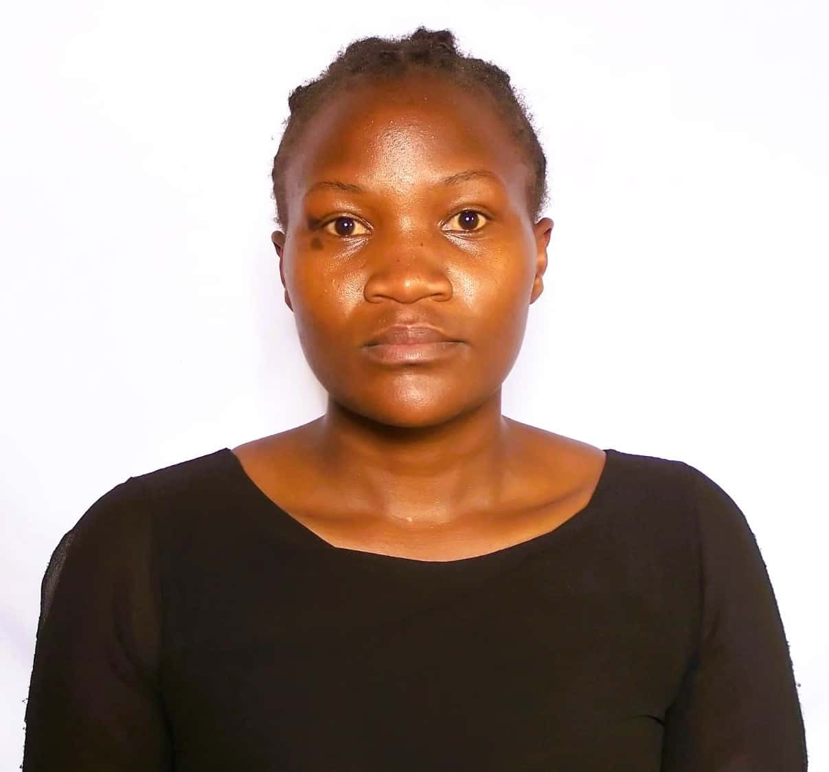 ROSE Zawadi W. photo 1