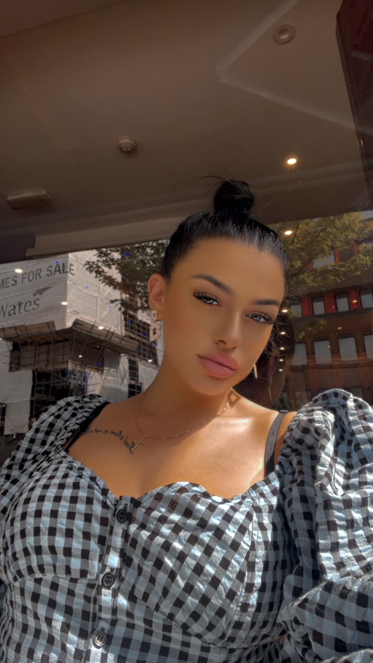 Andreea Edera B. photo 1