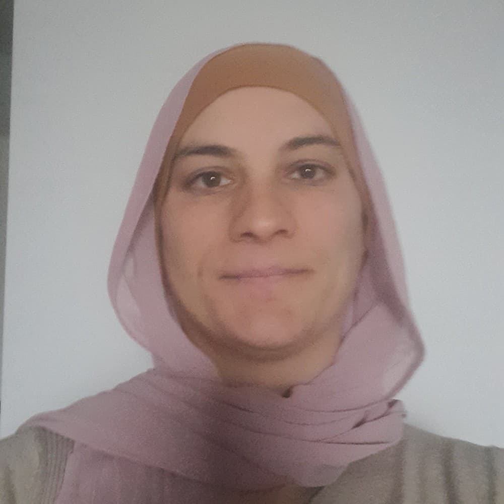 Mrs. Reda O. photo 1